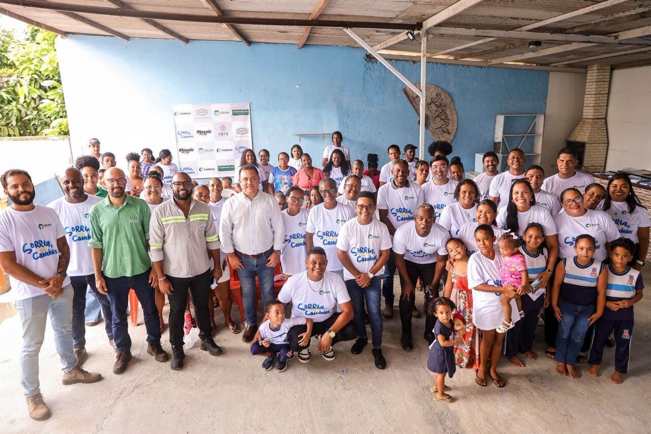 ENTREGA DO PROJETO  “SORRIA + CANDEAIS”